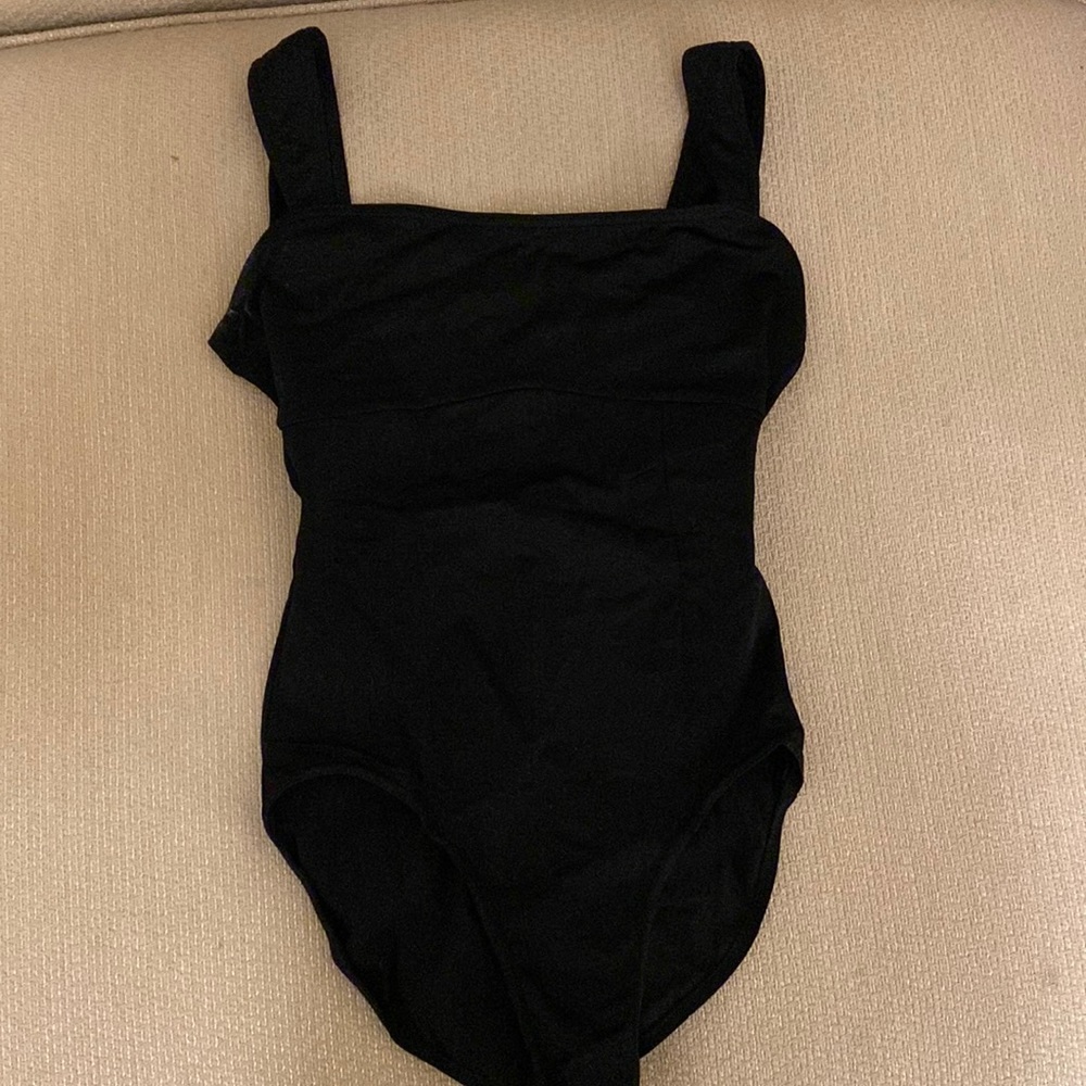 Black women’s Capezio dance leotard